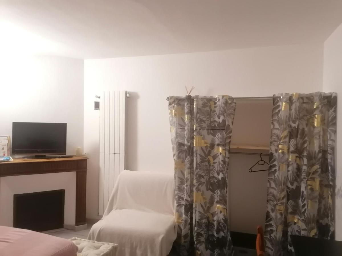 Chambre 23M2 Avec Jardin Wi-Fi Gratuit Saint-Girons Apartman Kültér fotó